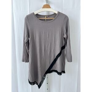 COMFY USA  S Asymmetric Tunic Top 3/4 Sleeve Angled Hem Modal Knit Gray Black